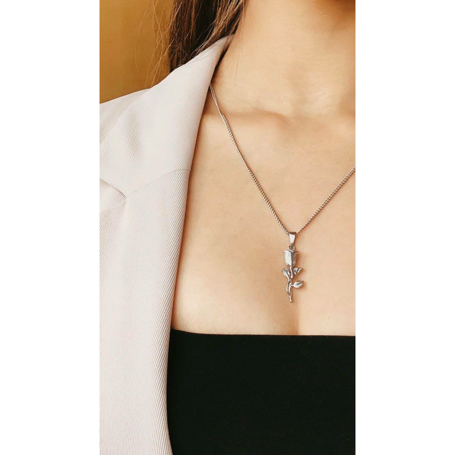 Women's Silver Pendant Necklace - The Rose - linkedlondon